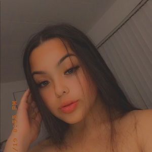 Meet your Posher, Visaira